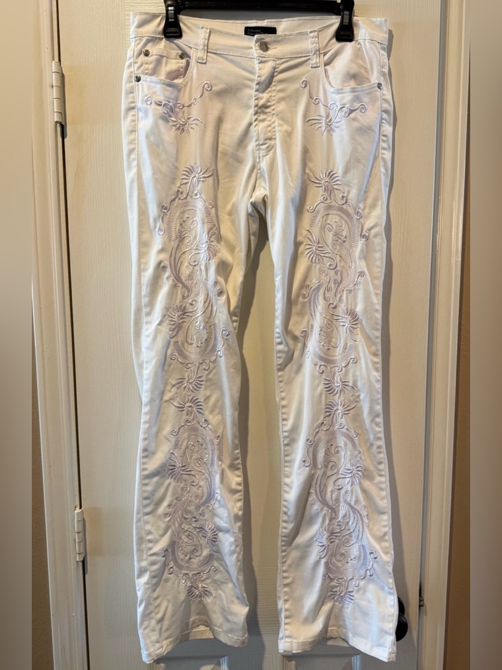 White Embroidered Denim Jeans by G. Designs Natural Fashions
